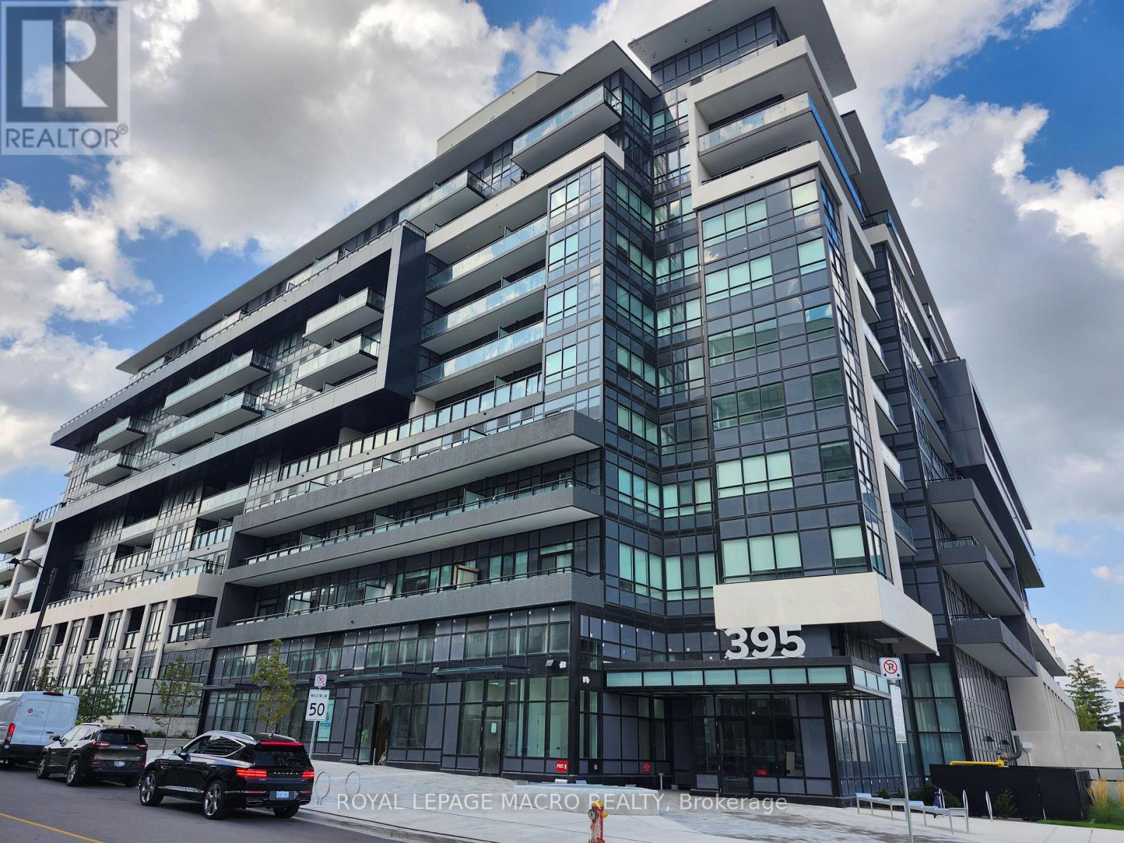 114 - 395 DUNDAS STREET W, Oakville, Ontario