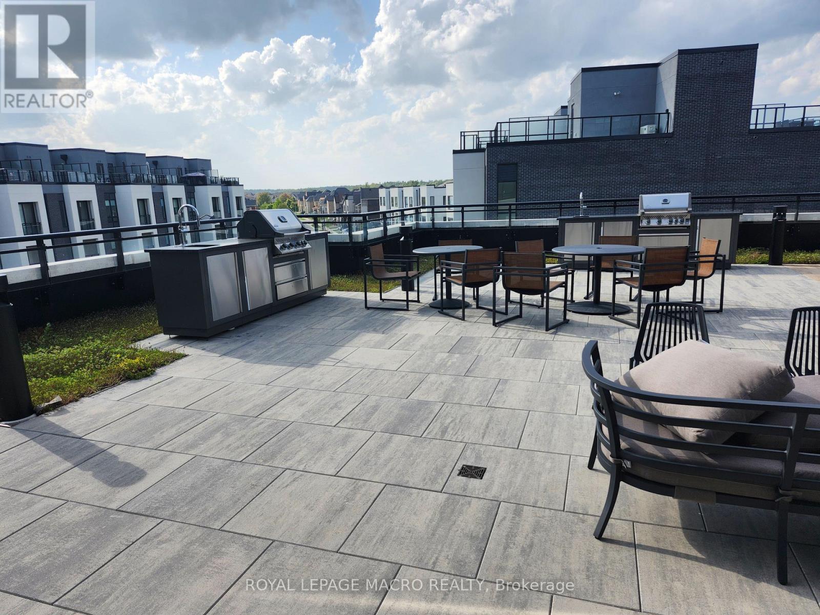 114 - 395 Dundas Street W, Oakville, Ontario  L6M 5R8 - Photo 25 - W12407656