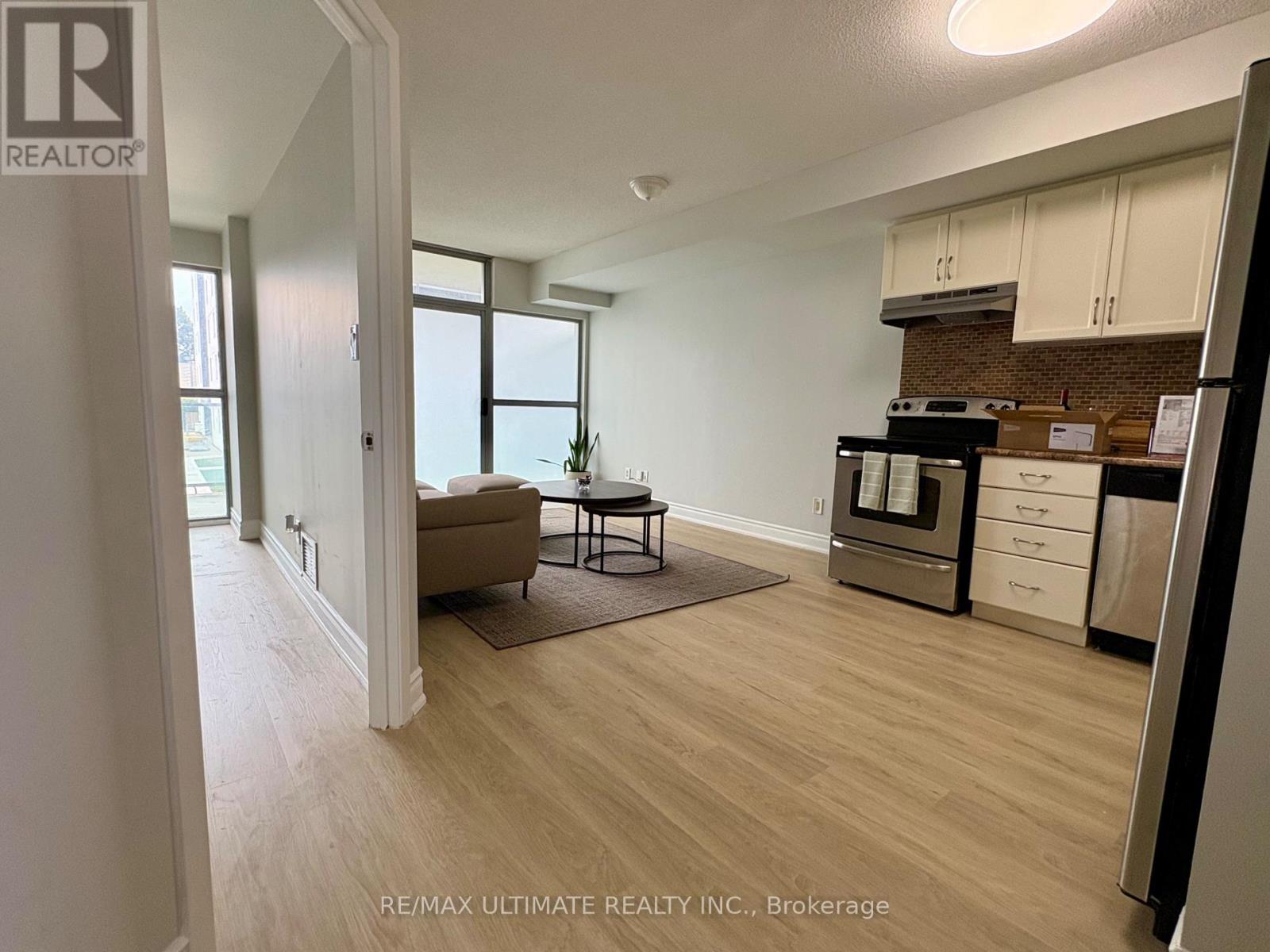 207 - 2464 Weston Road, Toronto (Weston), Ontario  M9M 0A2 - Photo 5 - W12407676