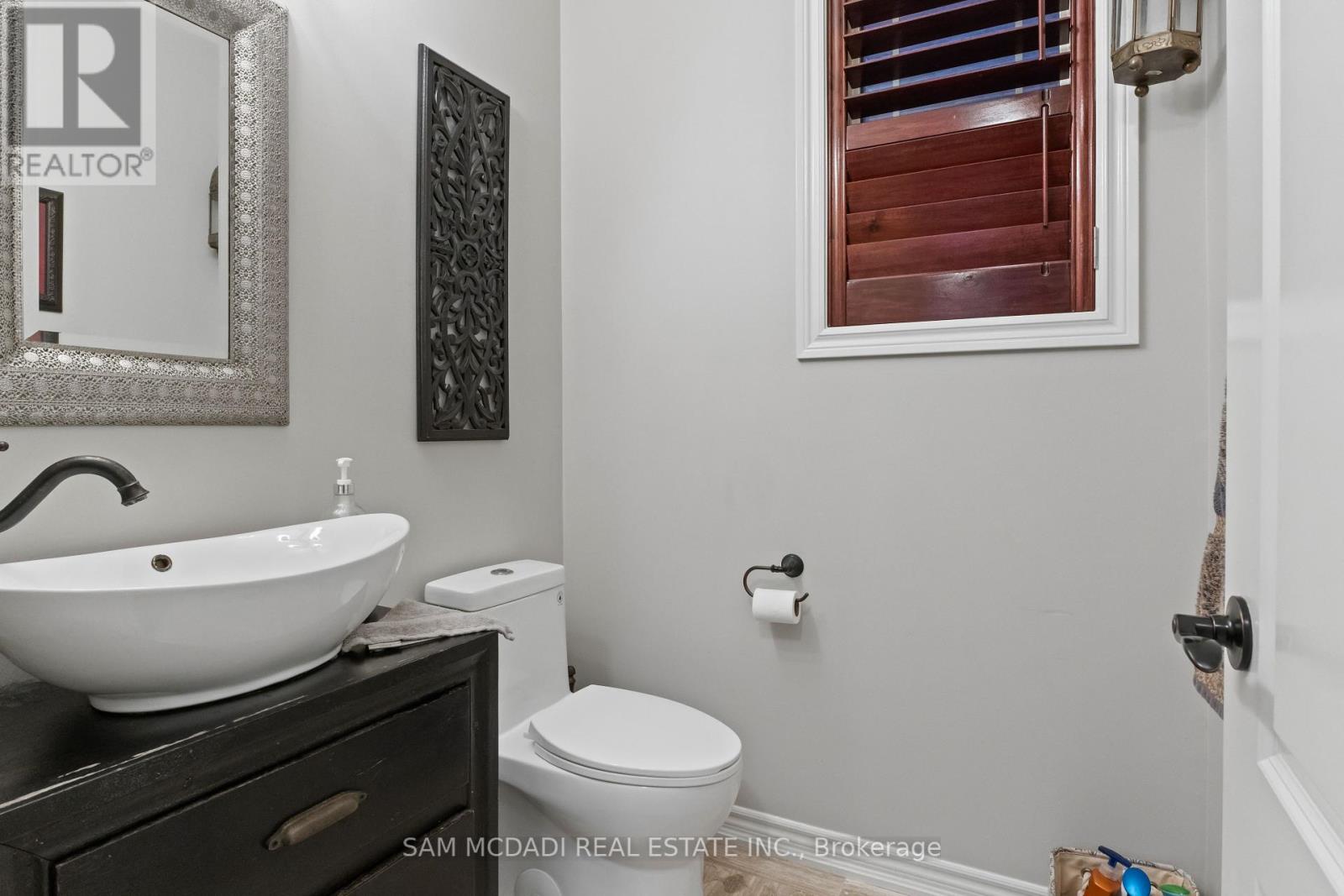 700 Serafini Crescent, Milton, Ontario  L9T 7P4 - Photo 16 - W12407695