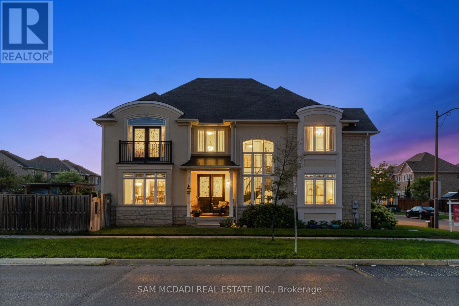 Property at 700 SERAFINI CRESCENT image 2
