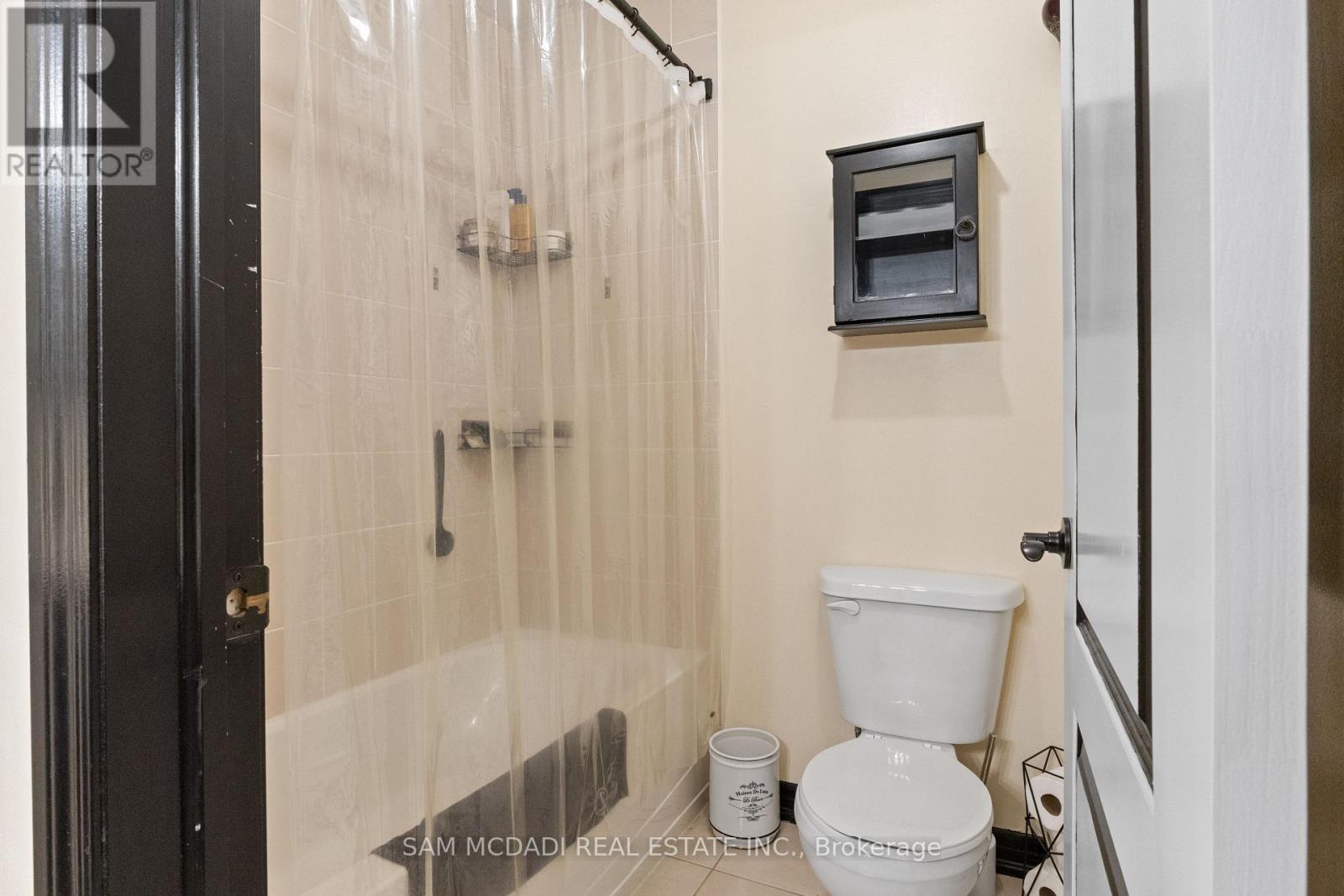 700 Serafini Crescent, Milton, Ontario  L9T 7P4 - Photo 27 - W12407695