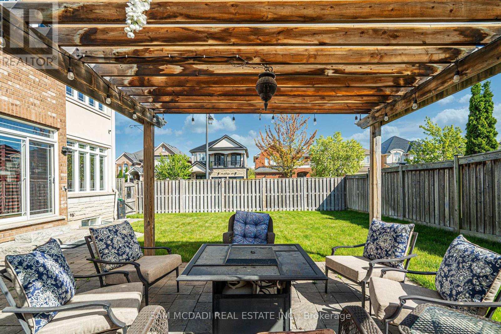 700 Serafini Crescent, Milton, Ontario  L9T 7P4 - Photo 40 - W12407695