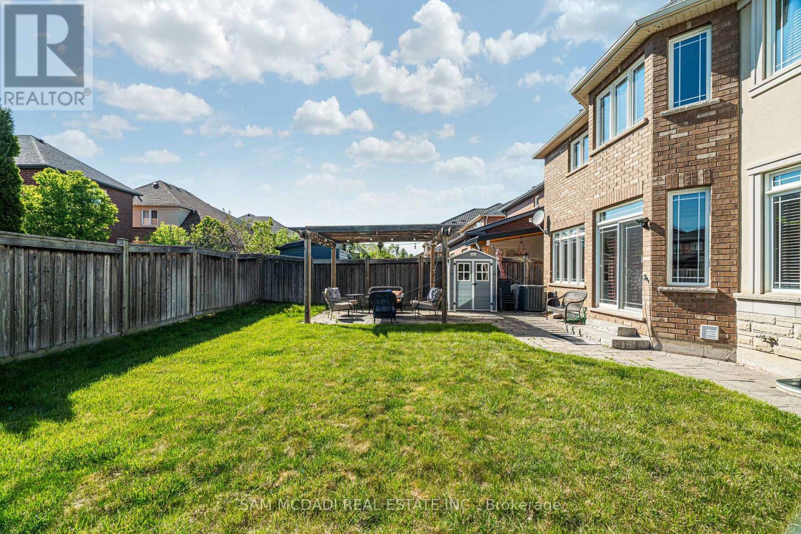 700 Serafini Crescent, Milton, Ontario  L9T 7P4 - Photo 41 - W12407695