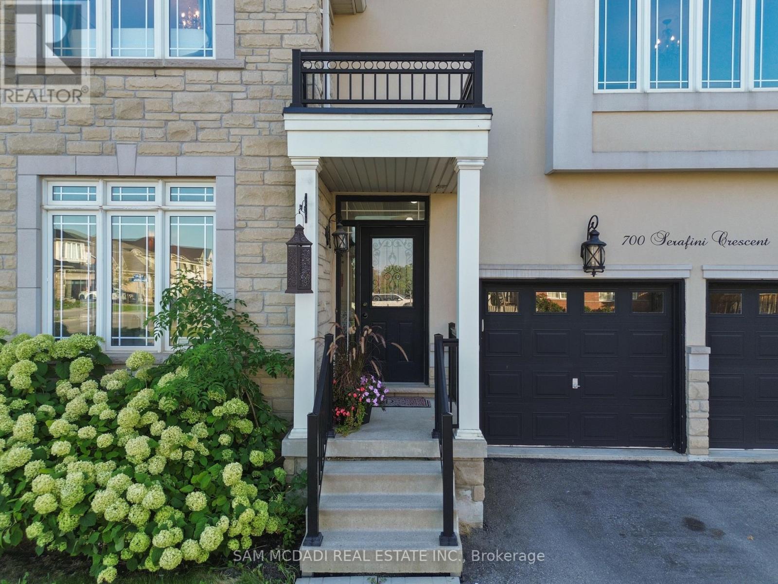 700 Serafini Crescent, Milton, Ontario  L9T 7P4 - Photo 45 - W12407695