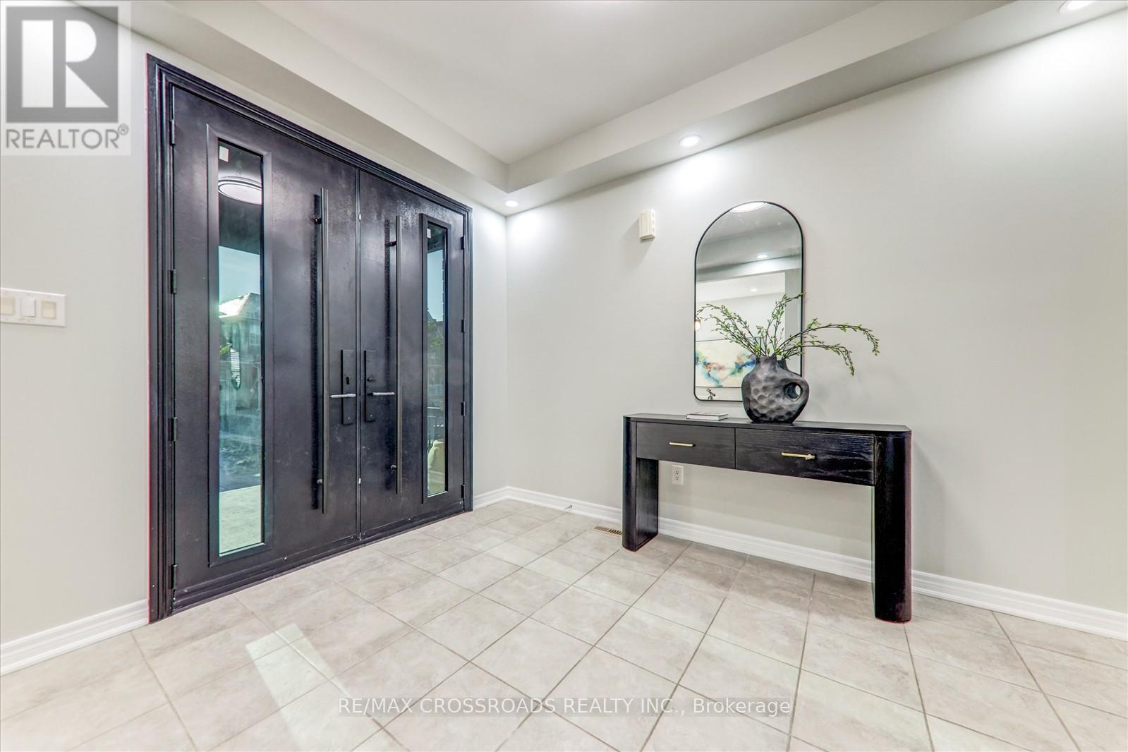 213 Riverwalk Drive, Markham, Ontario  L6B 0G8 - Photo 6 - N12397721