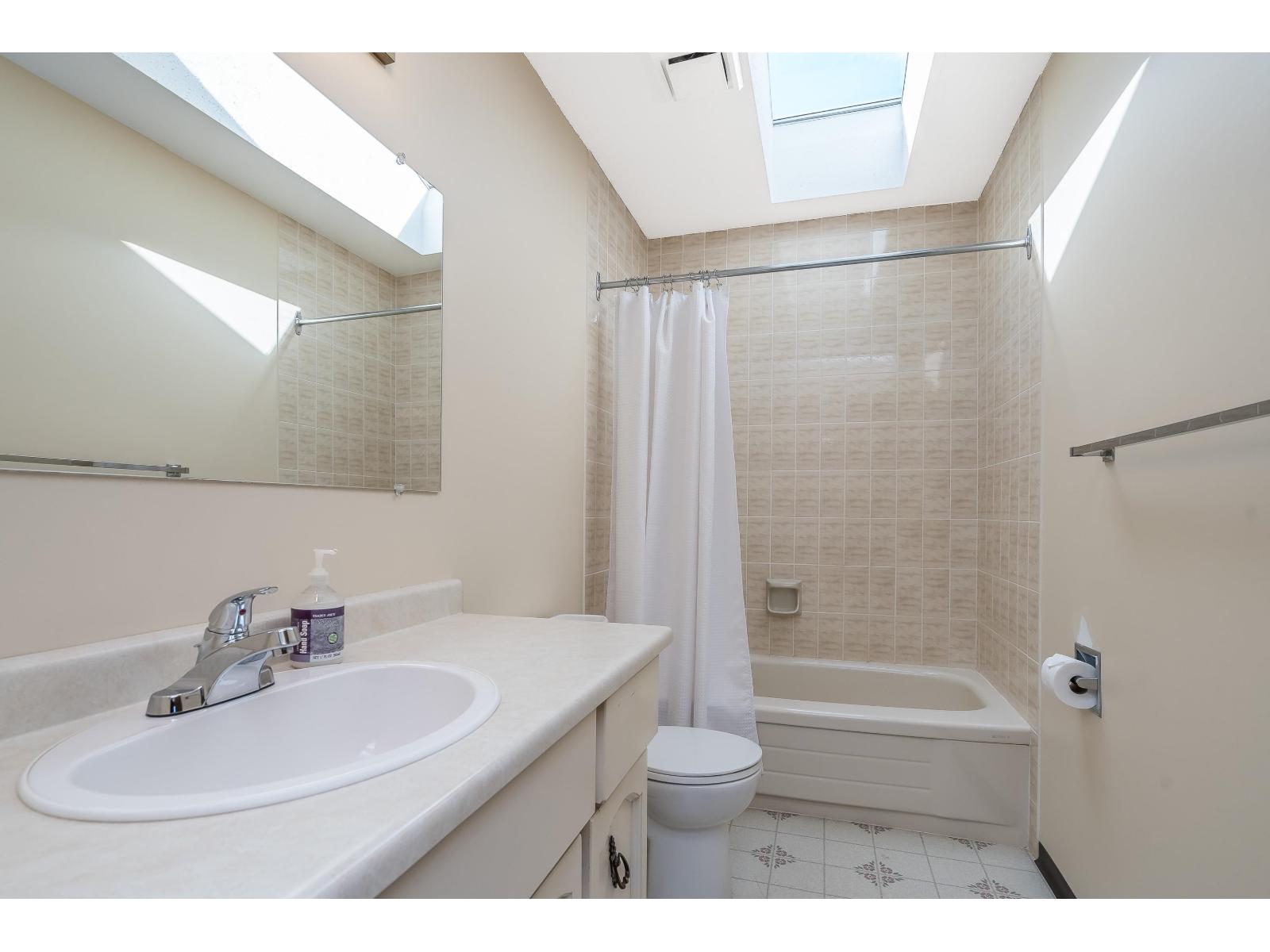 2080 156a Street, Surrey, British Columbia  V4A 6S3 - Photo 26 - R3048299