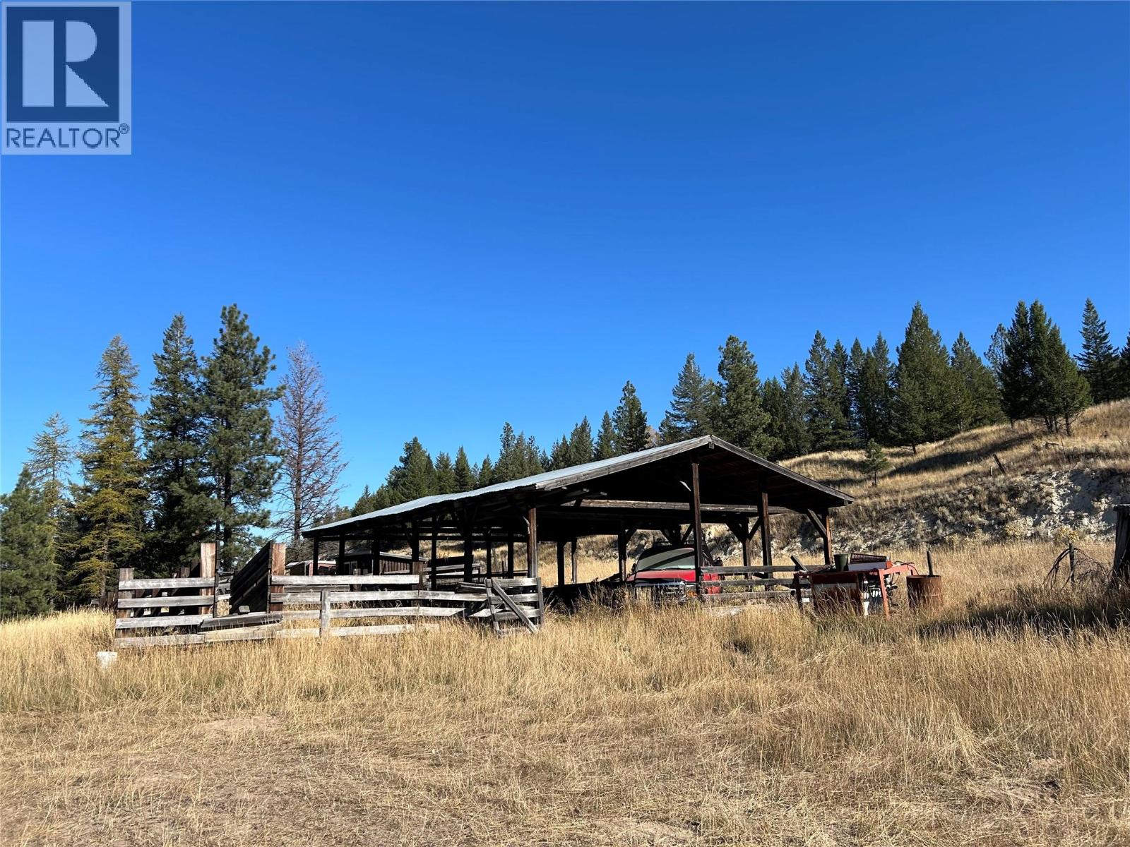 5726 Mission Road, Cranbrook, British Columbia V1C 7B7 - Photo 8 - 10363174