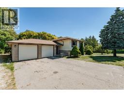 9 BANNISTER Street, Oakland, Ontario