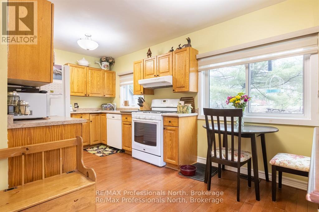 80 Invergordon Avenue, Minden Hills, Ontario  K0M 2K0 - Photo 19 - X12407070