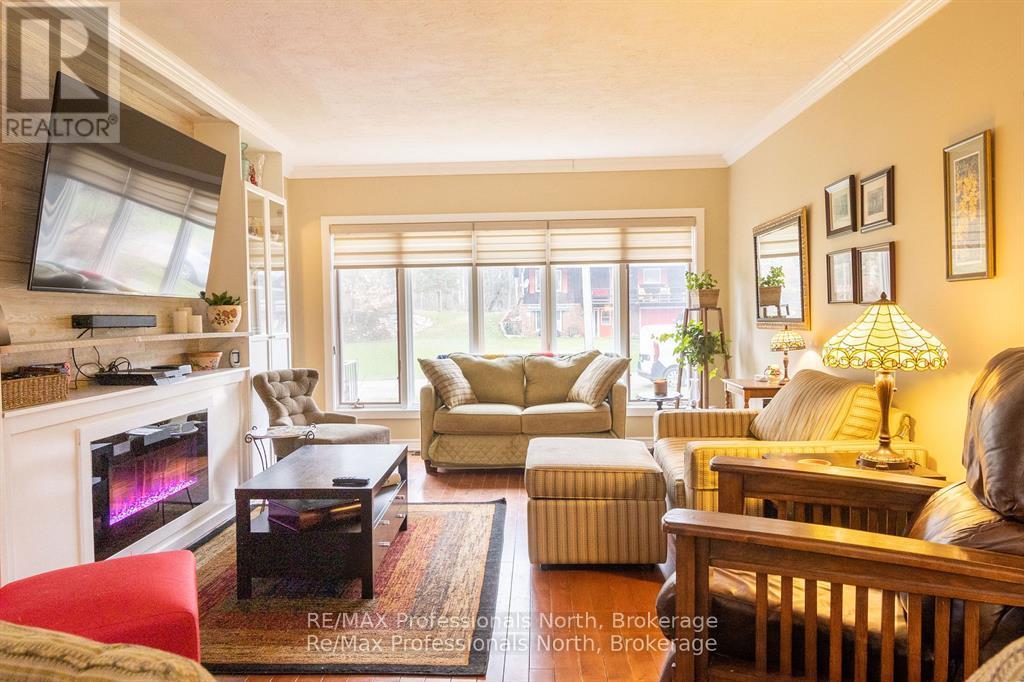 80 Invergordon Avenue, Minden Hills, Ontario  K0M 2K0 - Photo 22 - X12407070
