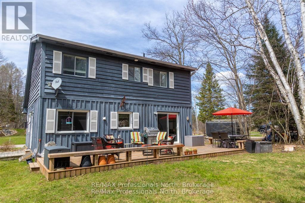 80 Invergordon Avenue, Minden Hills, Ontario  K0M 2K0 - Photo 3 - X12407070