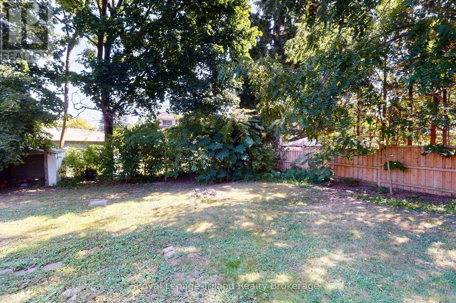 6 Elmwood Crescent, Woodstock, Ontario  N4S 2K5 - Photo 23 - X12407705