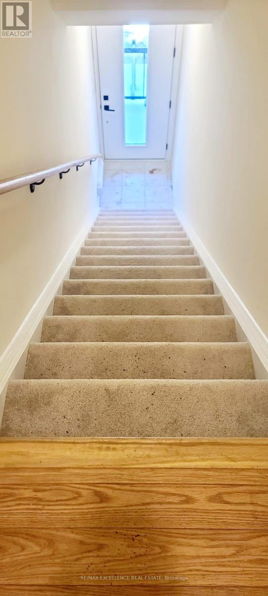 41 - 45 Knotsberry Circle, Brampton, Ontario  L6Y 0C3 - Photo 4 - W12377761