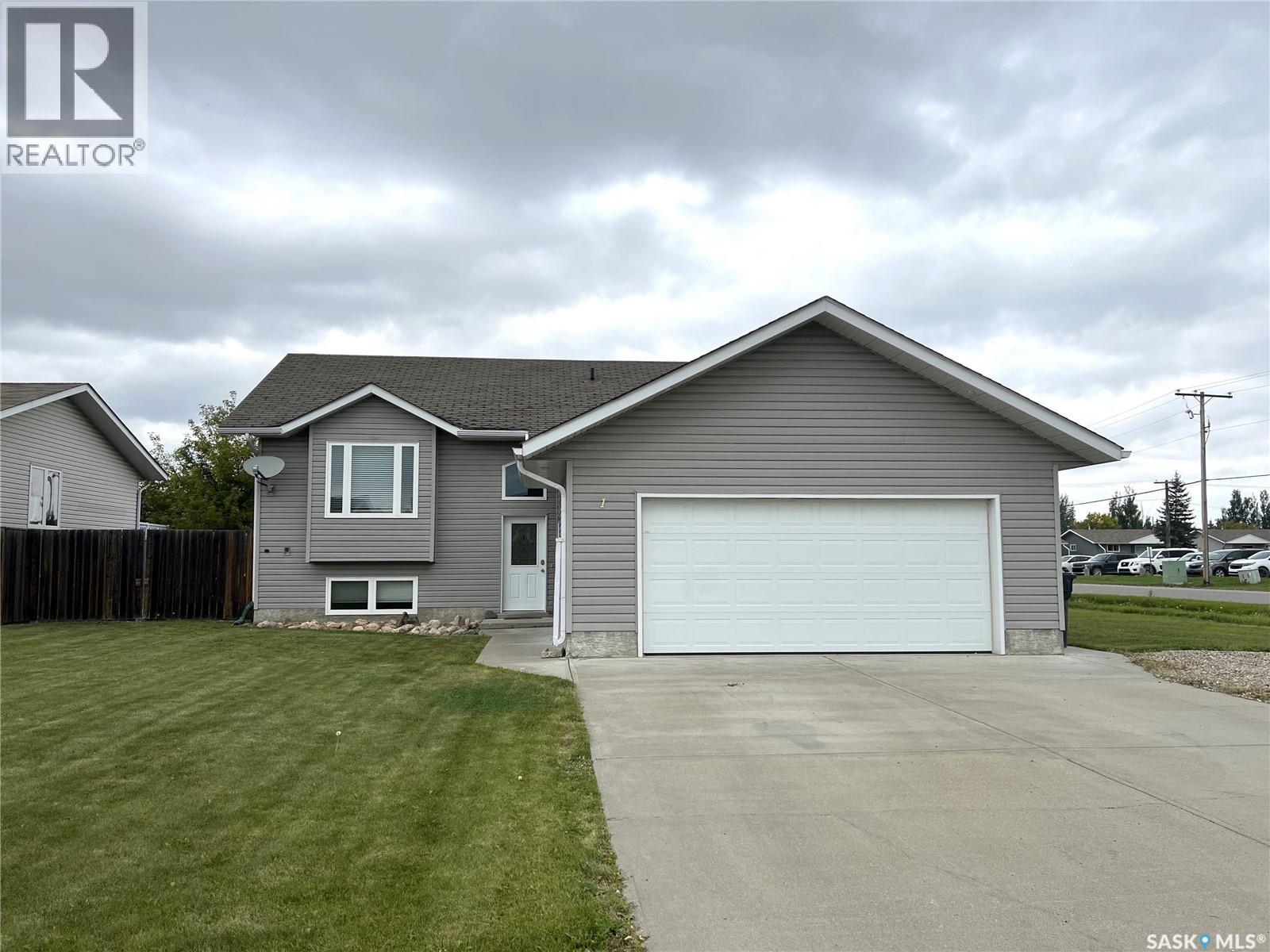 1 Jackson DRIVE, Meadow Lake, Saskatchewan