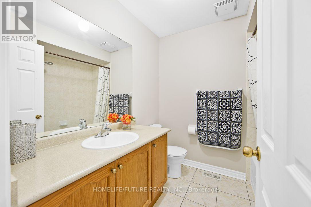 39 Harkness Drive, Whitby, Ontario  L1R 0C5 - Photo 22 - E12407722