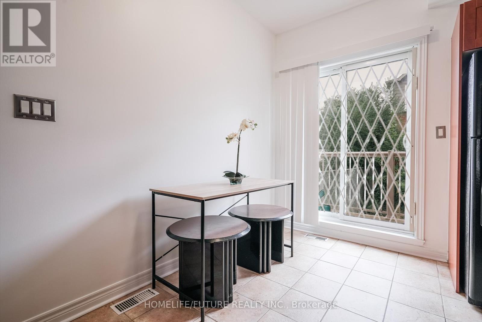 15 Florist Lane, Toronto, Ontario  M1E 0A4 - Photo 11 - E12407817
