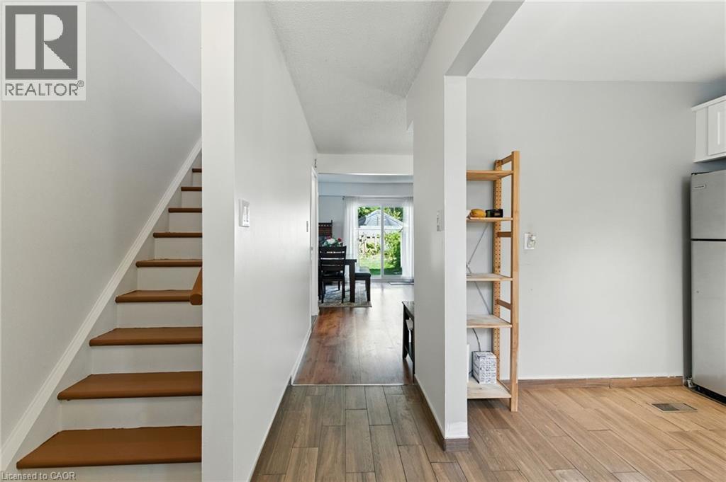 387 Franklin Road, Hamilton, Ontario  L8V 4S3 - Photo 9 - 40770559