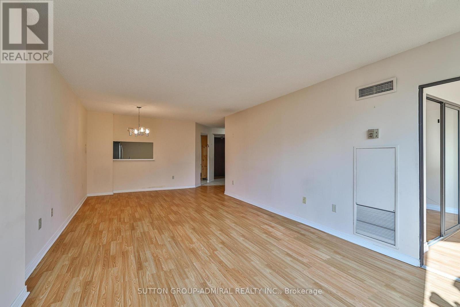 308 - 7420 Bathurst Street, Vaughan, Ontario  L4J 6X4 - Photo 13 - N12407700