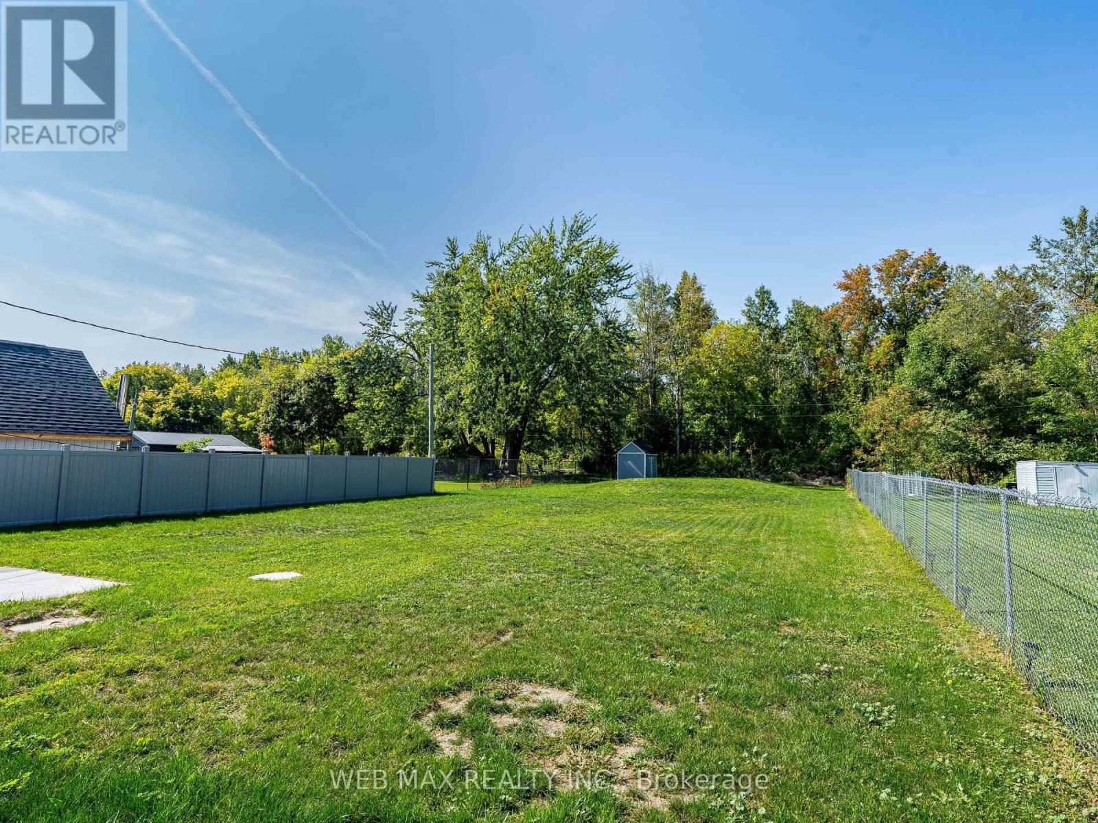 206 Parkview Drive, Innisfil, Ontario  L0L 1K0 - Photo 42 - N12407751