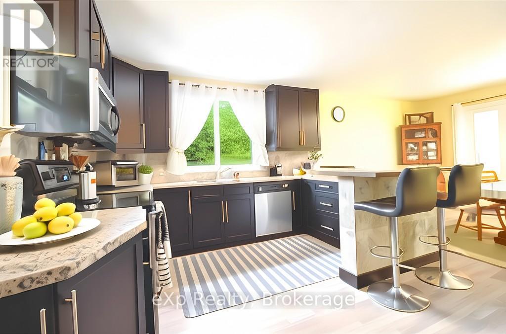 683005 Chatsworth Road 24 Road, Chatsworth, Ontario  N0H 2V0 - Photo 4 - X12407865