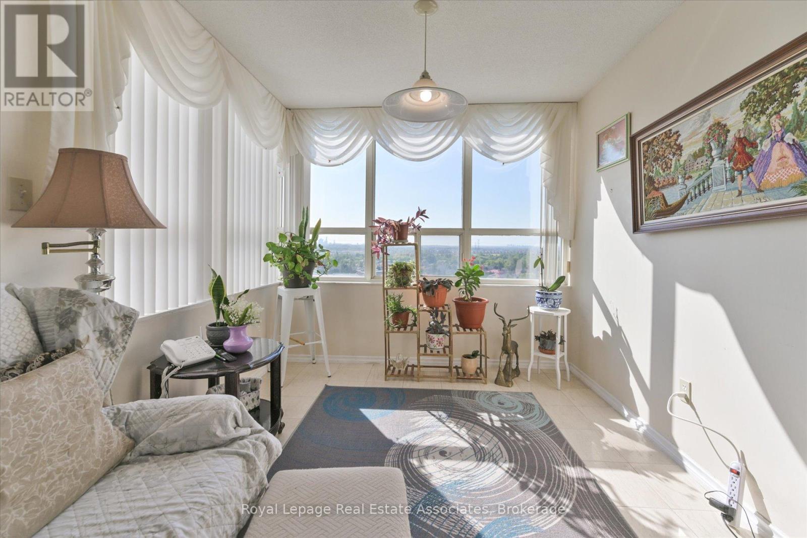 1209 - 10 Malta Avenue, Brampton, Ontario  L6Y 4G6 - Photo 13 - W12407738
