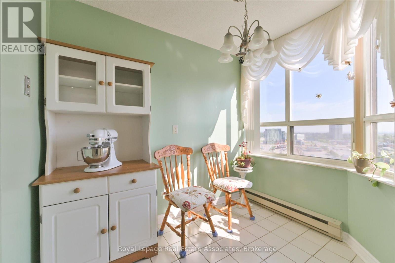 1209 - 10 Malta Avenue, Brampton, Ontario  L6Y 4G6 - Photo 17 - W12407738
