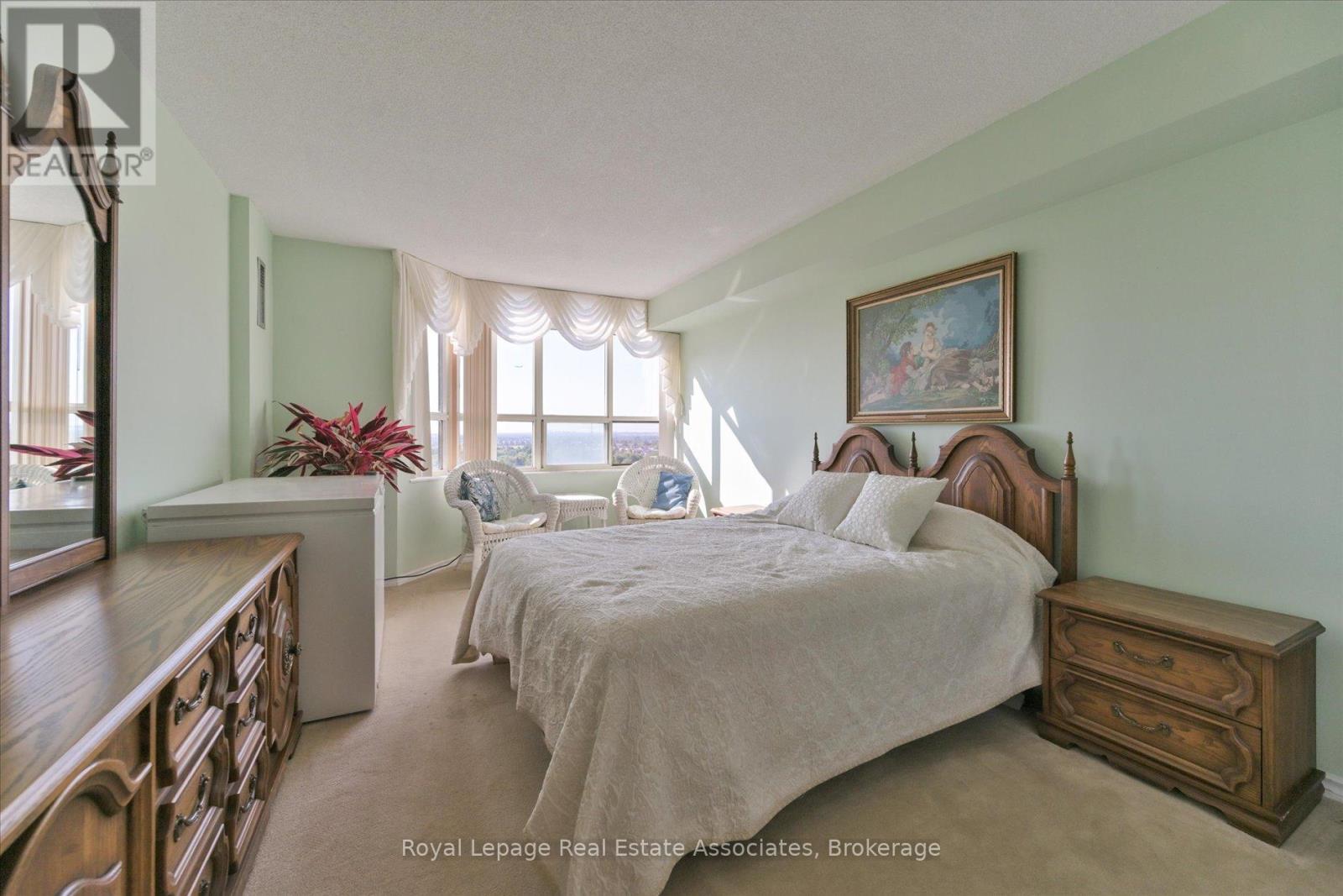 1209 - 10 Malta Avenue, Brampton, Ontario  L6Y 4G6 - Photo 19 - W12407738