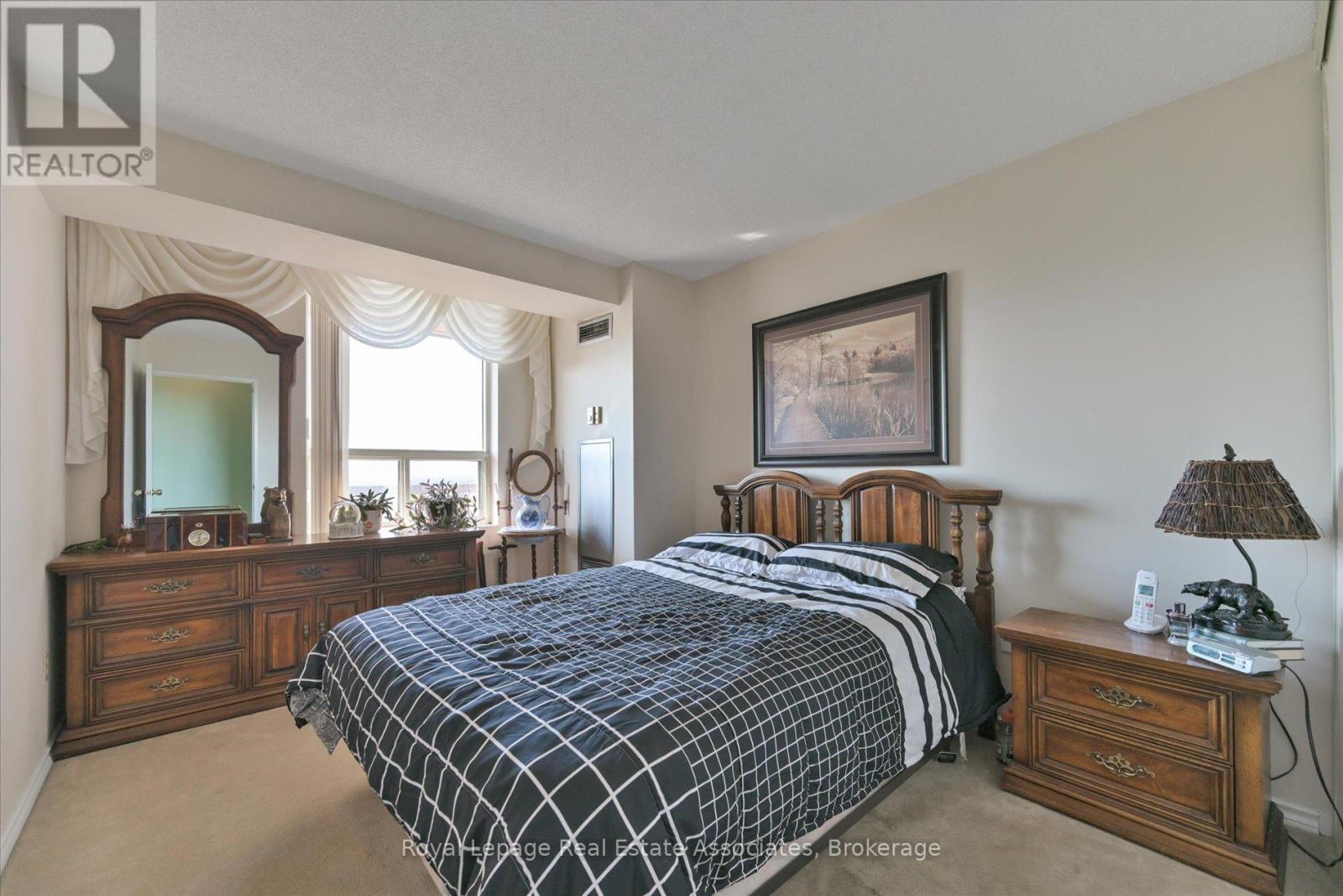 1209 - 10 Malta Avenue, Brampton, Ontario  L6Y 4G6 - Photo 23 - W12407738