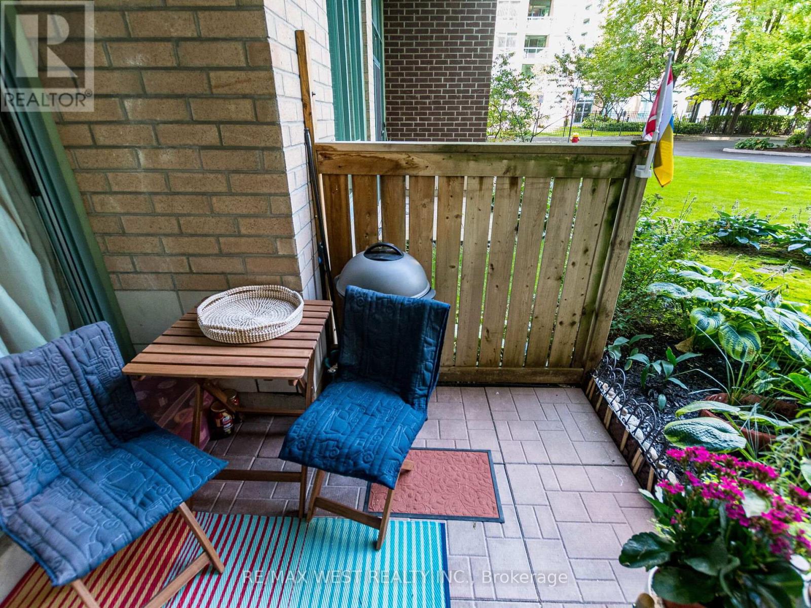 101 - 9 Michael Power Place, Toronto, Ontario  M9A 0A5 - Photo 33 - W12407744