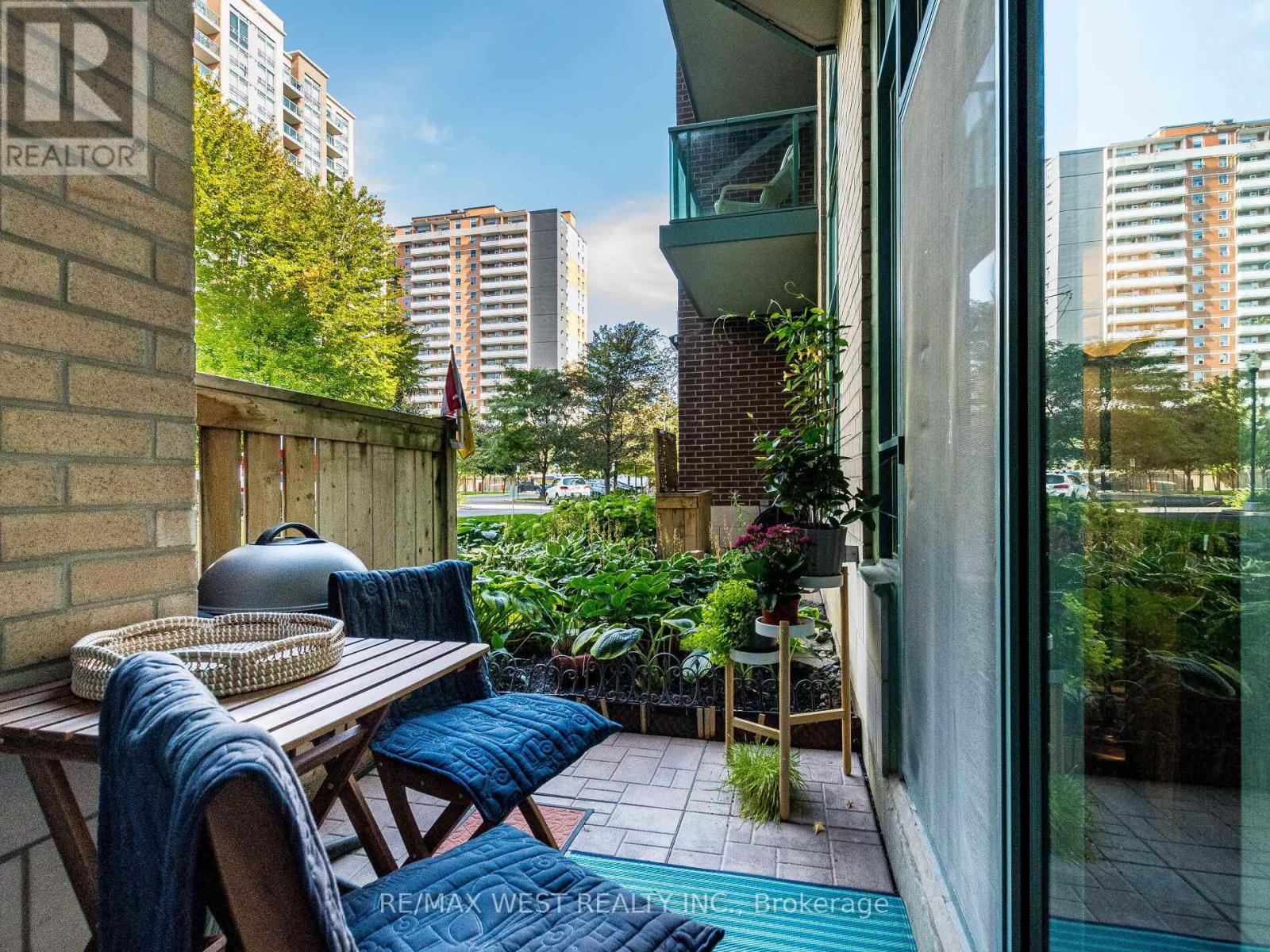 101 - 9 Michael Power Place, Toronto, Ontario  M9A 0A5 - Photo 35 - W12407744