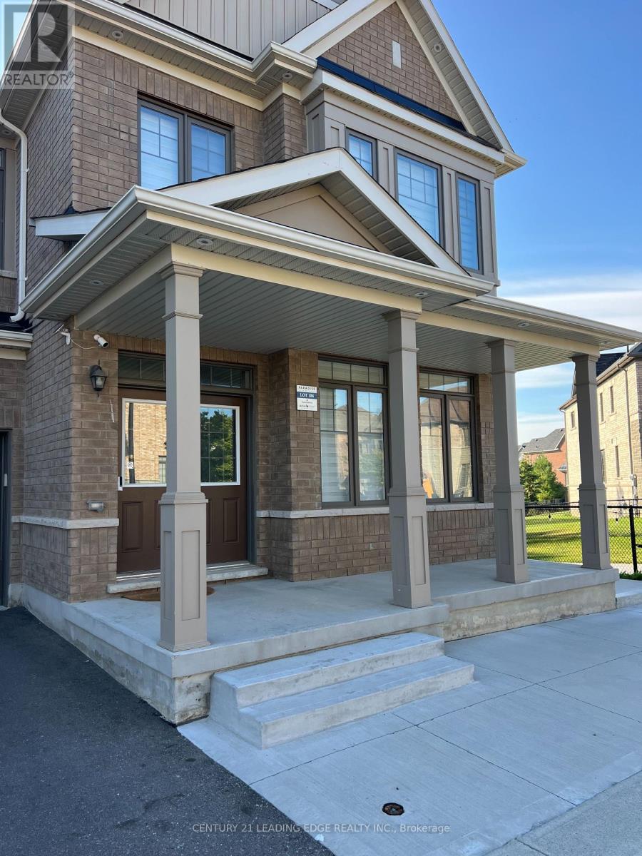 28 EZRA CRESCENT, Brampton, Ontario