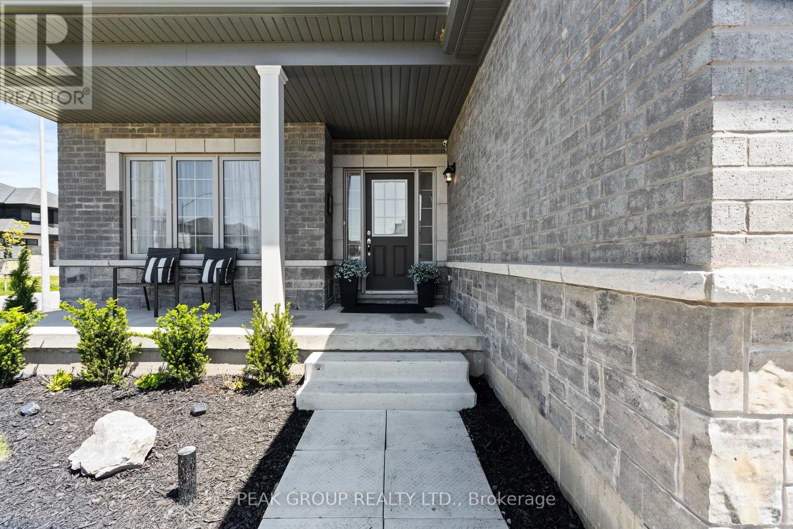 Lorem Ipsum Do, Thorold, Ontario  L2V  - Photo 6 - DEMO28871777