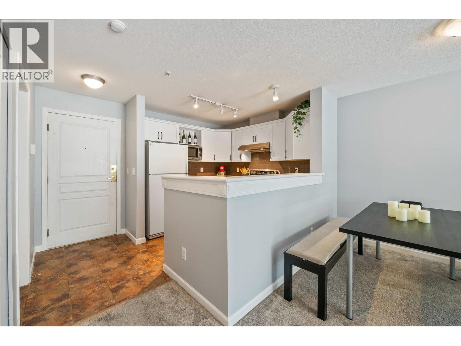 306 1242 Town Centre Boulevard, Coquitlam, British Columbia  V3B 7R6 - Photo 13 - R3048690
