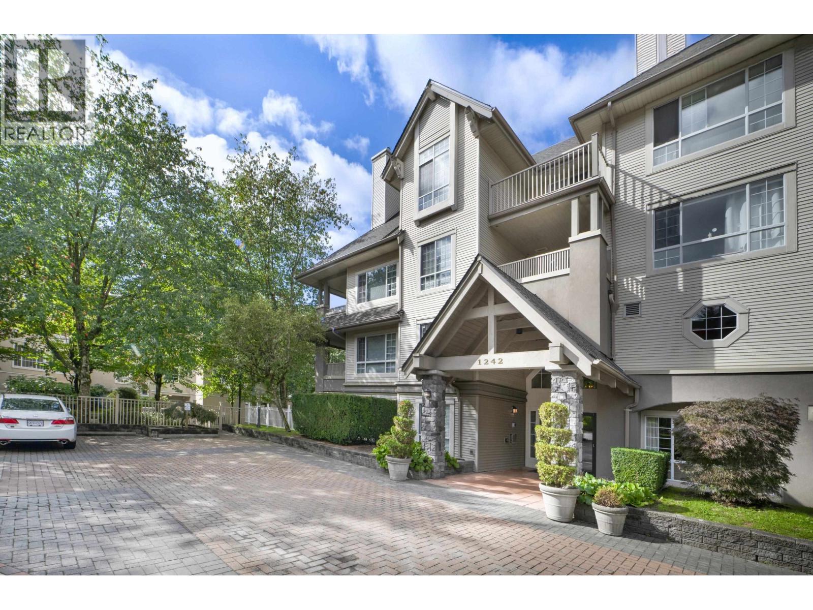 306 1242 Town Centre Boulevard, Coquitlam, British Columbia  V3B 7R6 - Photo 2 - R3048690