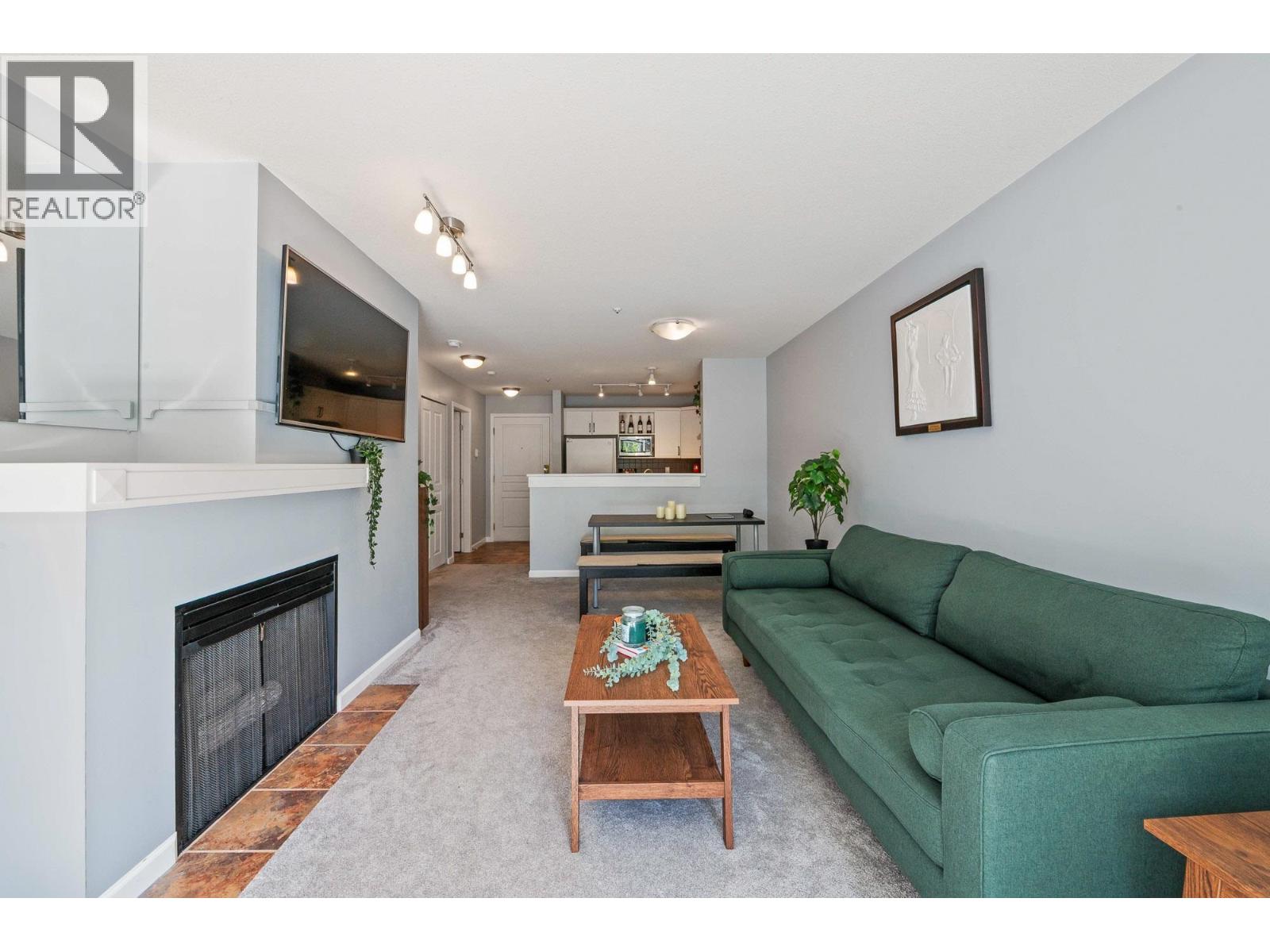 306 1242 Town Centre Boulevard, Coquitlam, British Columbia  V3B 7R6 - Photo 8 - R3048690