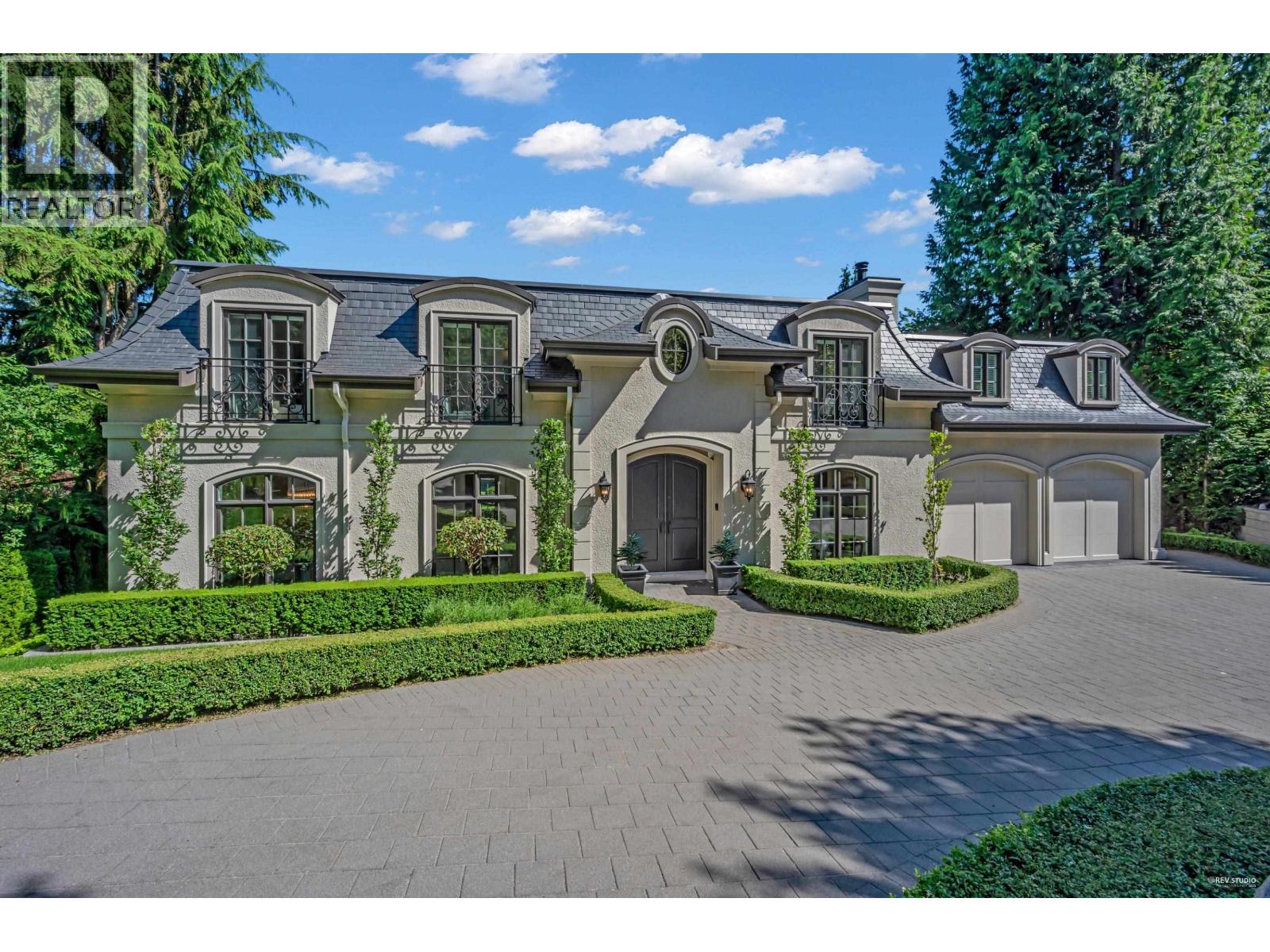 606 BARNHAM ROAD, West Vancouver, British Columbia