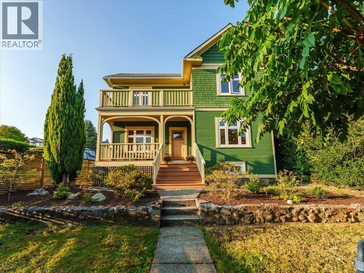 848 E 6TH STREET, North Vancouver, British Columbia