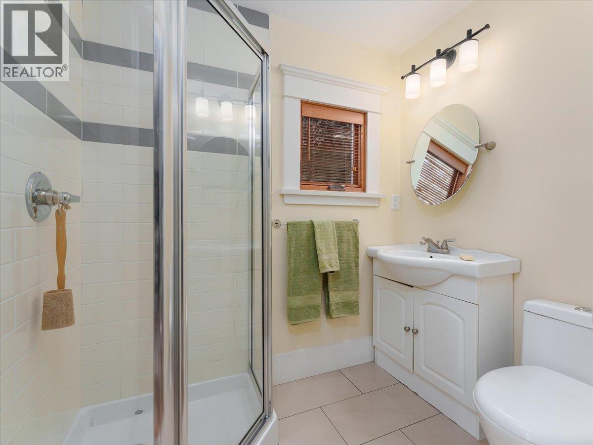 848 E 6th Street, North Vancouver, British Columbia  V7L 1R7 - Photo 18 - R3048686