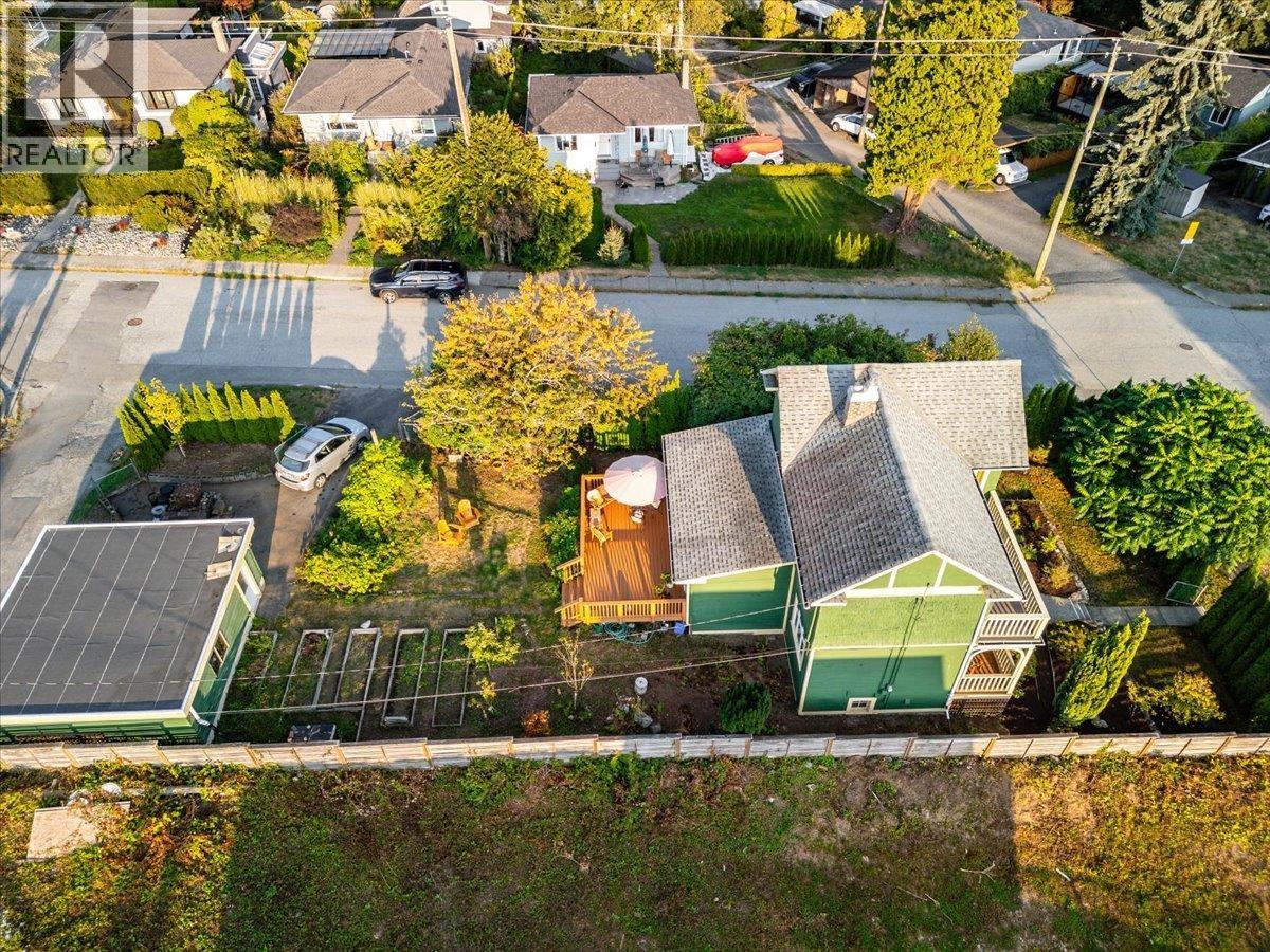 848 E 6th Street, North Vancouver, British Columbia  V7L 1R7 - Photo 36 - R3048686