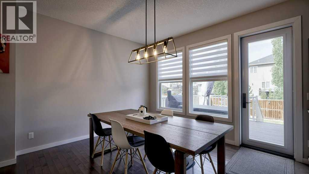 145 Kinniburgh Gardens, Chestermere, Alberta  T1X 0R7 - Photo 13 - A2253950