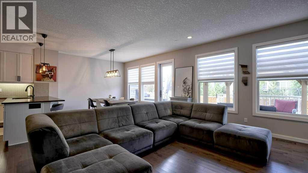 145 Kinniburgh Gardens, Chestermere, Alberta  T1X 0R7 - Photo 20 - A2253950