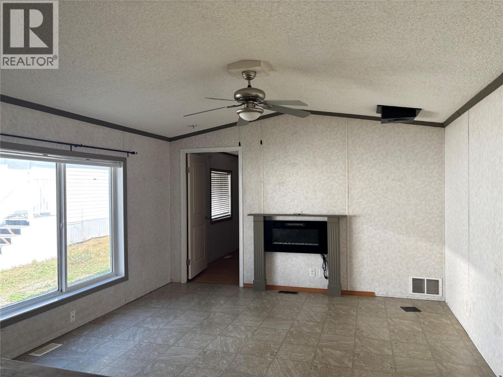 10 Nelson Avenue Unit# 4, Fruitvale, British Columbia  V0G 1L0 - Photo 16 - 10362853