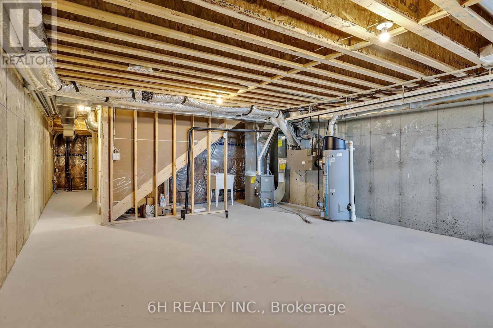 145 Pike Street, Peterborough, Ontario  K9K 0J5 - Photo 38 - X12407726