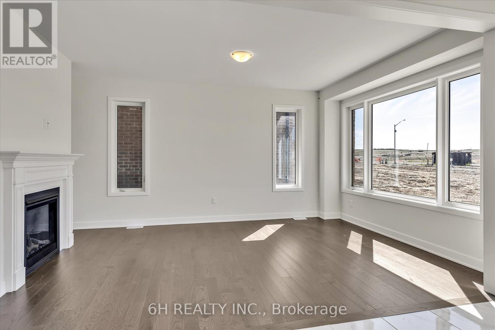 329 O'toole Crescent, Peterborough, Ontario  K9K 0J4 - Photo 14 - X12407728
