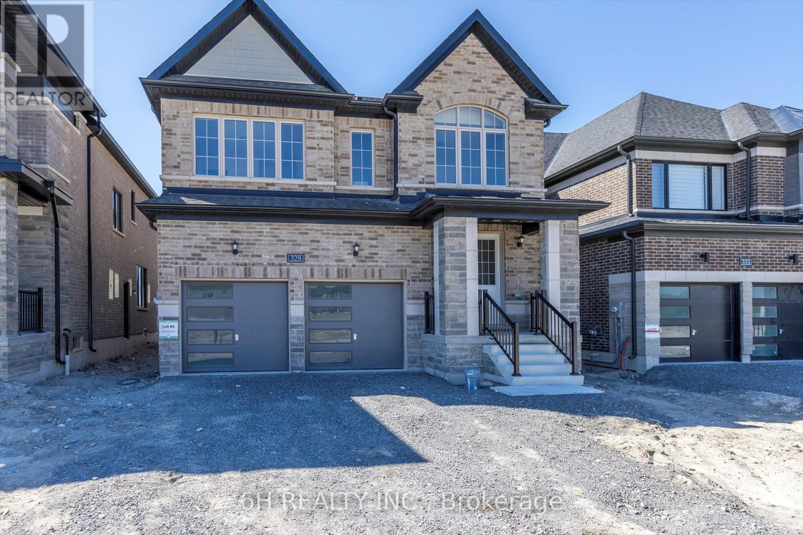 329 O'toole Crescent, Peterborough, Ontario  K9K 0J4 - Photo 3 - X12407728