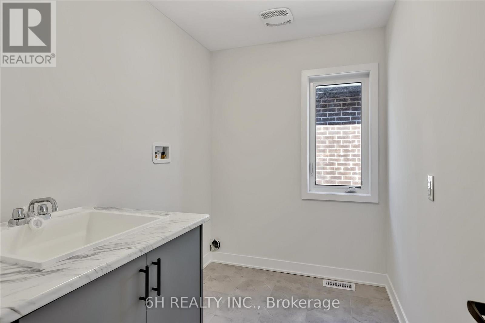 329 O'toole Crescent, Peterborough, Ontario  K9K 0J4 - Photo 37 - X12407728