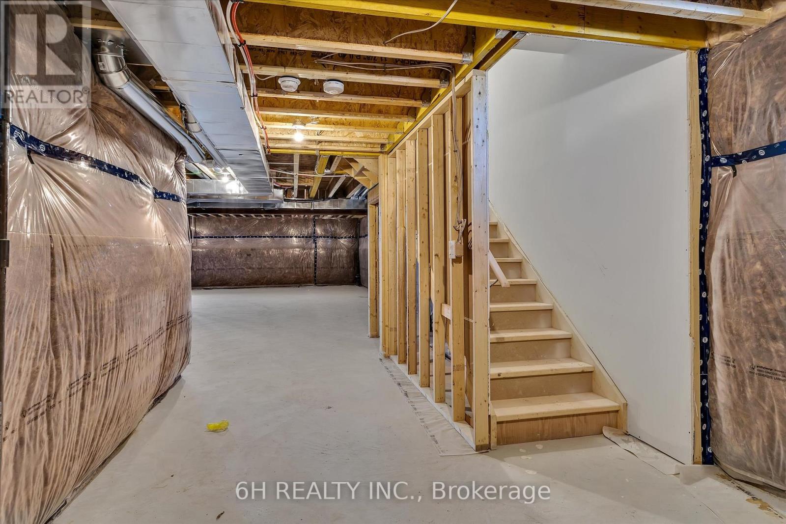 329 O'toole Crescent, Peterborough, Ontario  K9K 0J4 - Photo 38 - X12407728