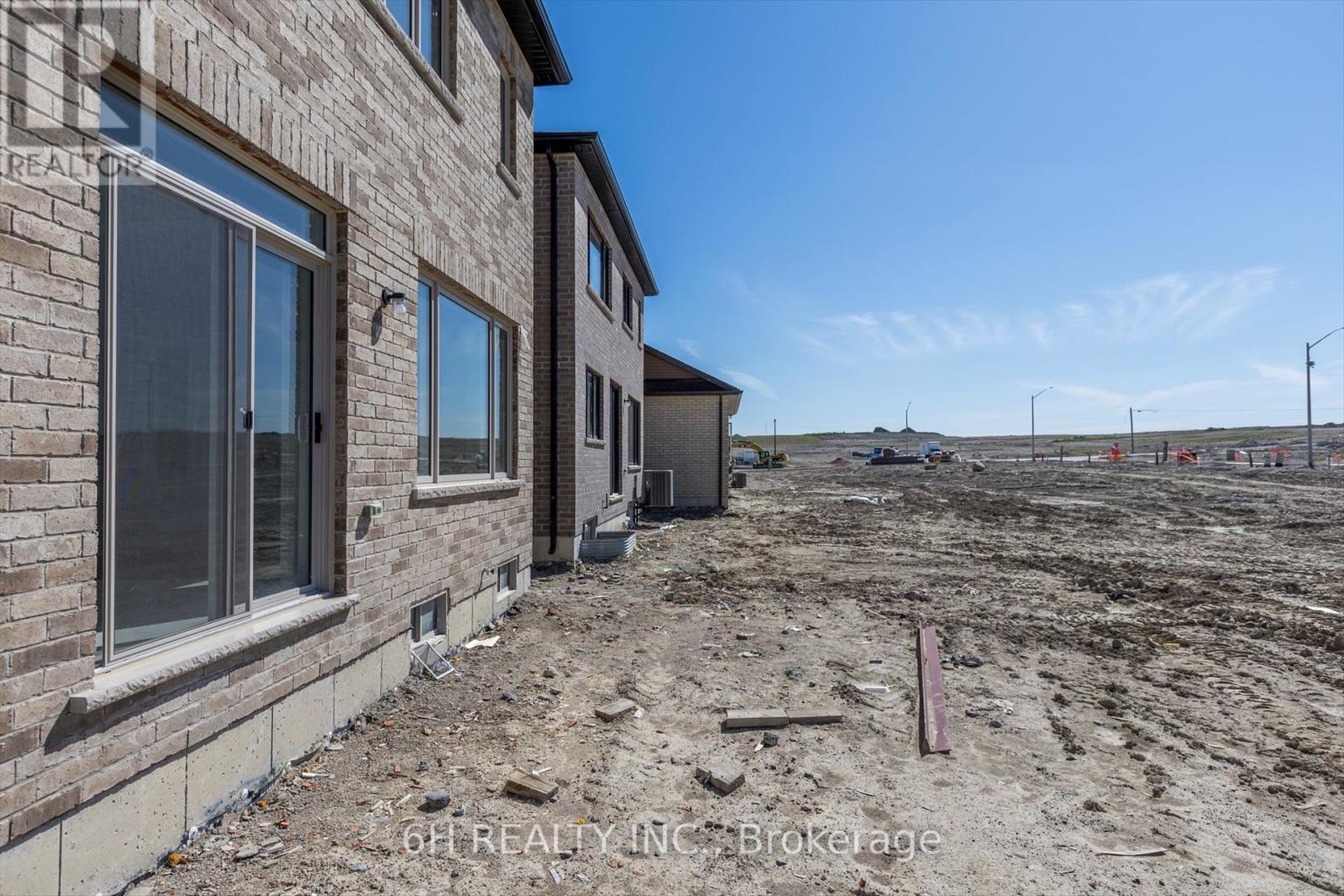 329 O'toole Crescent, Peterborough, Ontario  K9K 0J4 - Photo 46 - X12407728
