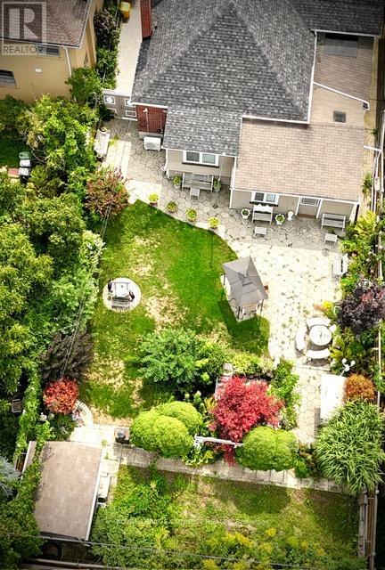 30 East Drive E, Toronto, Ontario  M6N 2N7 - Photo 46 - W12407772